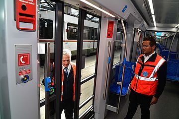 Fahrer bei Fahrerschulung in Tramlink