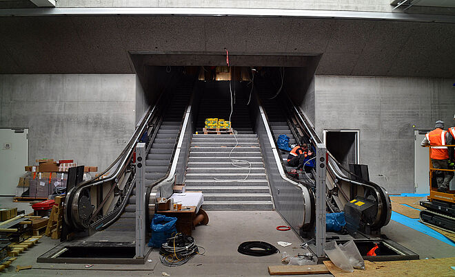 Foto das Baufortschritts des Treppenaufgangs zur Haupthalle des Hauptbahnhofs Augsburg