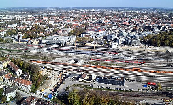 Hauptbahnhof_Header_2019_10_27_Luftaufnahmen_Hauptbahnhof_07.jpg